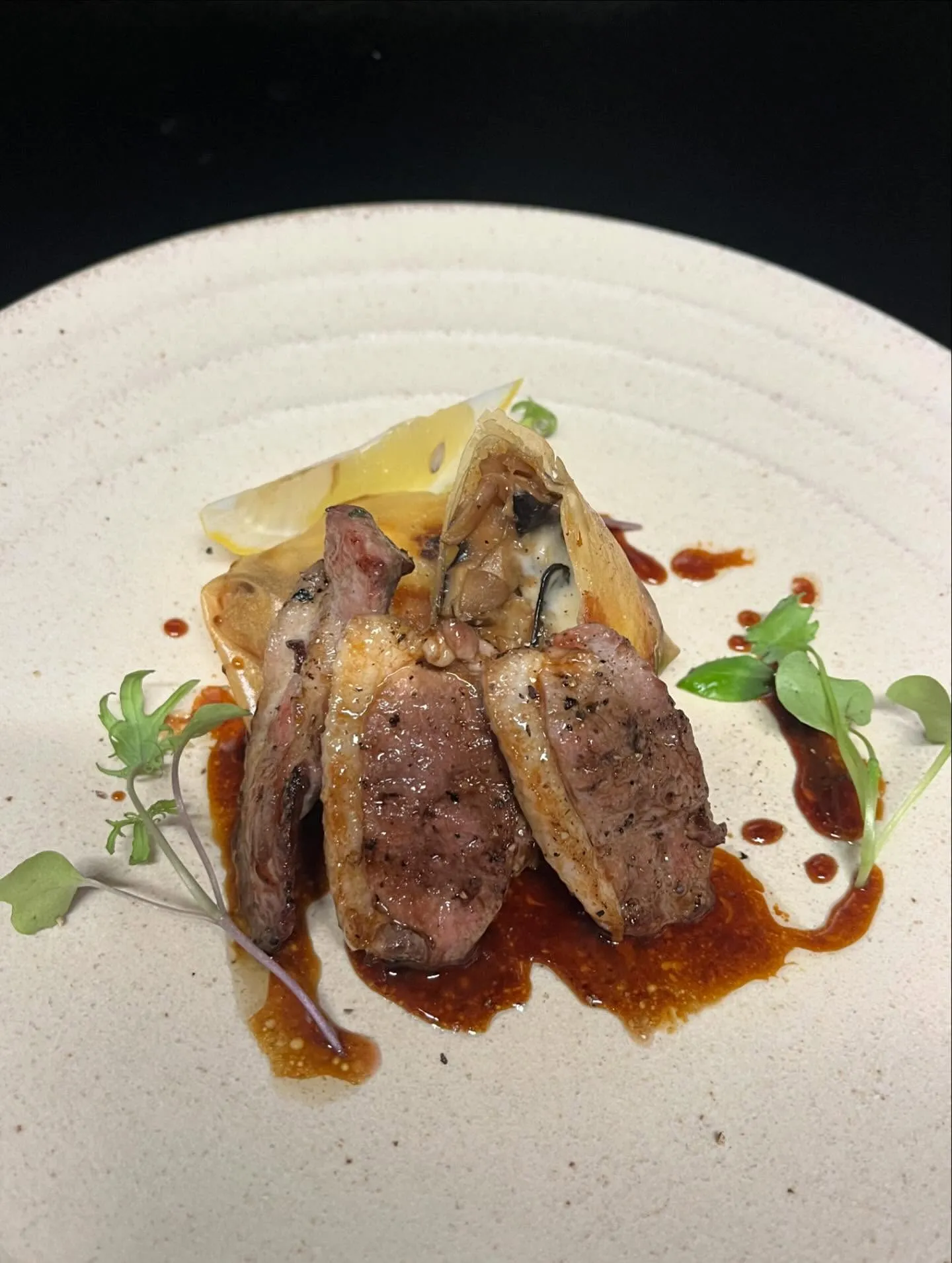 こんばんは!スタッフのめいです😋