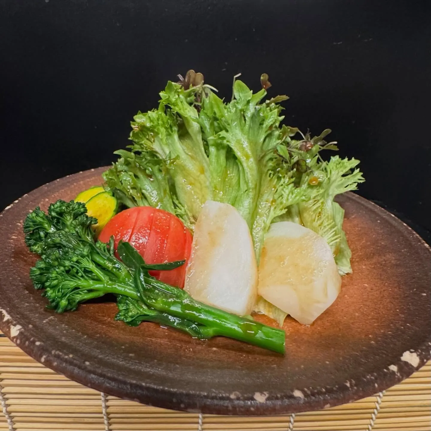 最近、昼も夜も心地いいぬくもりが続いていますね(*´ `*)
