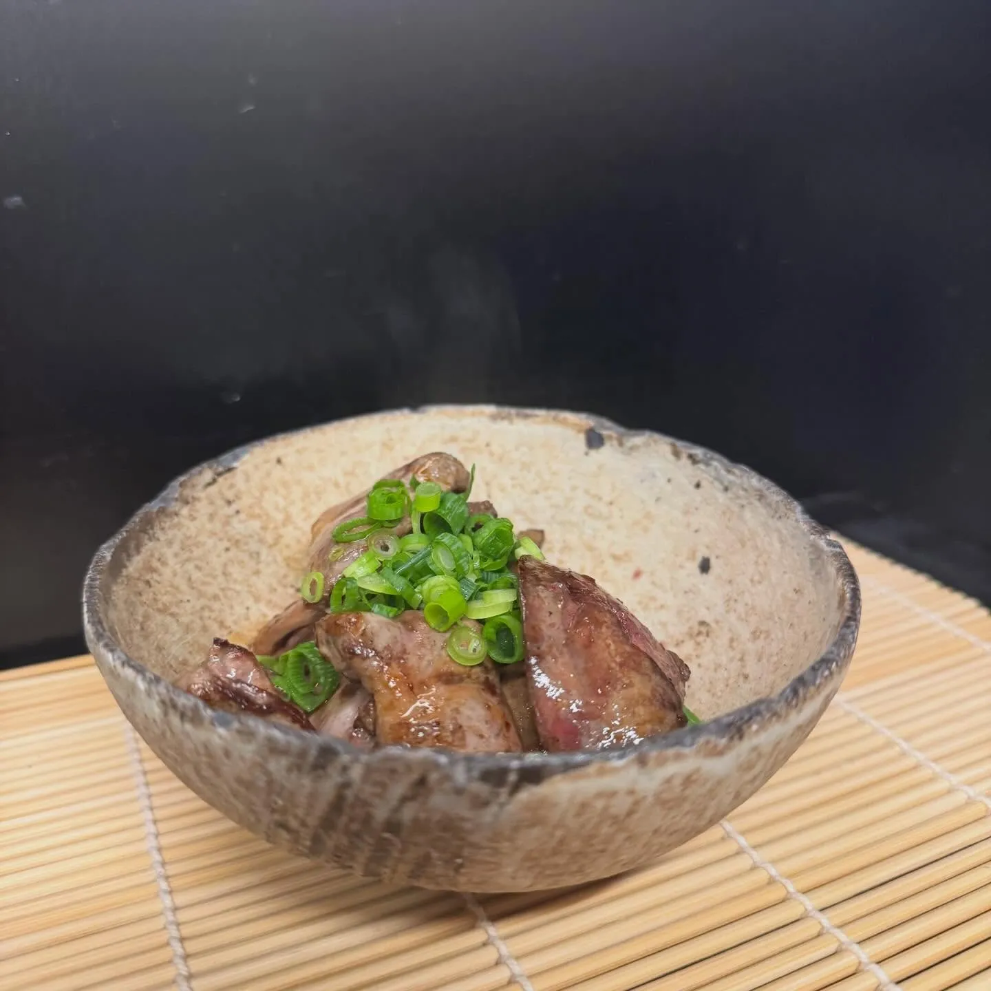 ソースの良い香りでお腹が…🫠🐓