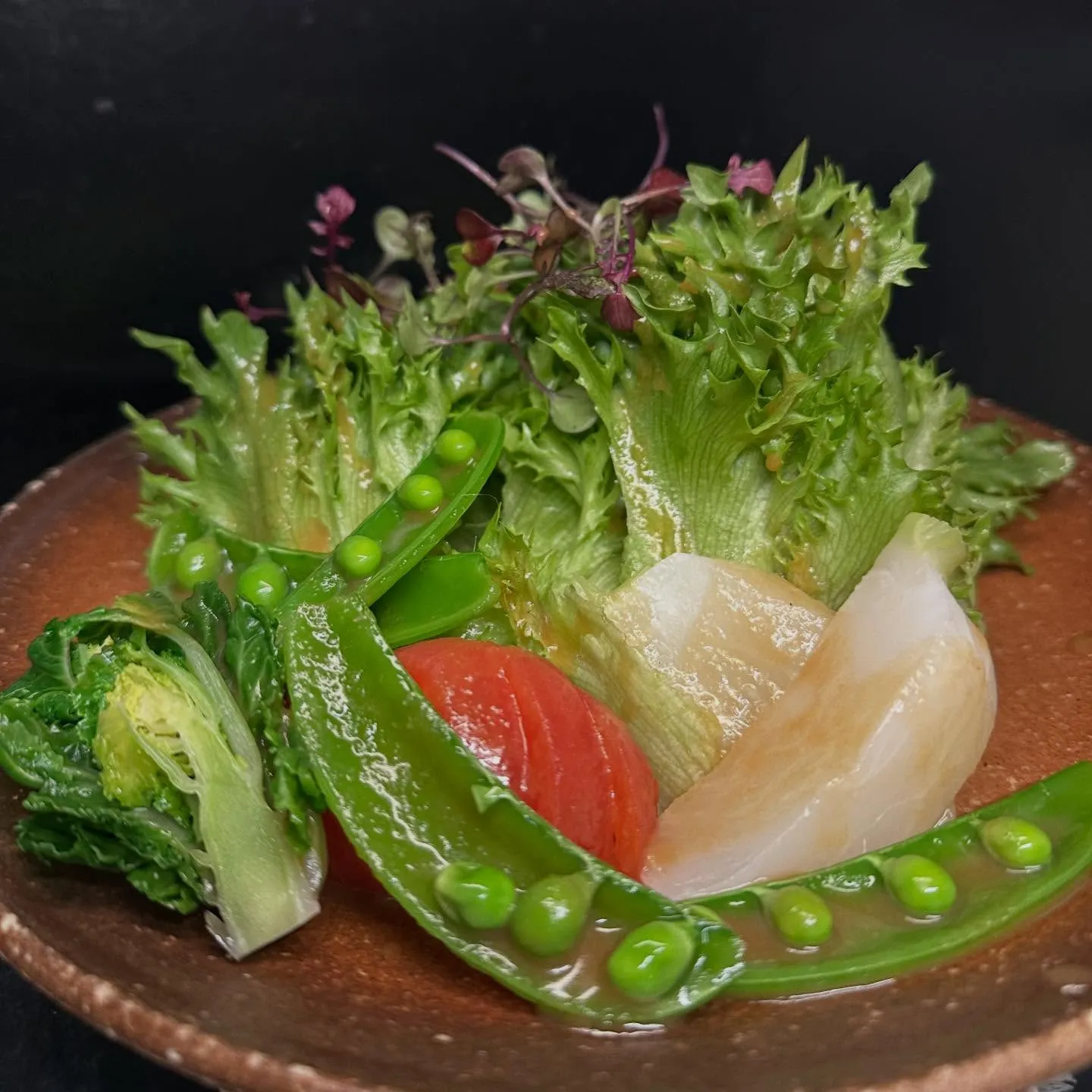 本日の1枚目のお写真は、『こだわり野菜＋倭鴨コース』に使われ...